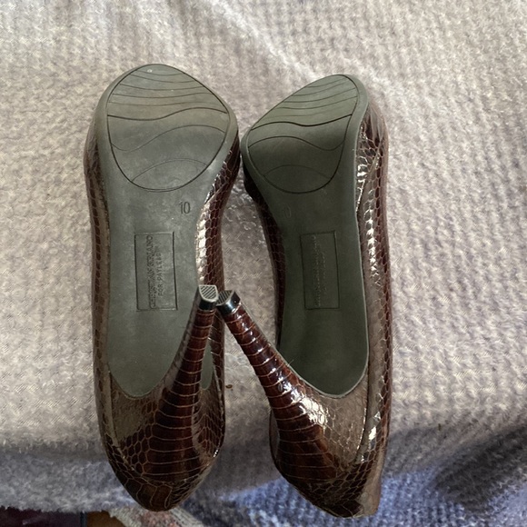 Christian Siriano Brown Faux  Snake Skin Stiletto Shoes - Picture 7 of 8